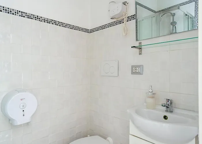 La Rosa فندق مبيت وإفطار *